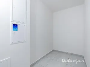 Pronájem bytu 2+kk, Praha - Radlice, Lučištníků, 67 m2