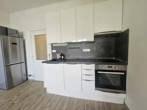 Pronájem bytu 1+kk, Praha - Nusle, V zálomu, 28 m2