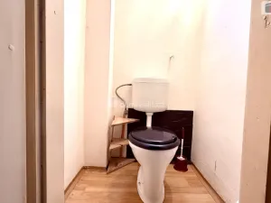 Prodej bytu 1+1, Karlovy Vary - Stará Role, Hlávkova, 58 m2