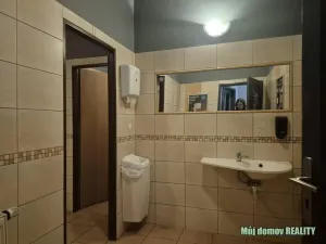 Pronájem restaurace, Praha - Letňany, 124 m2