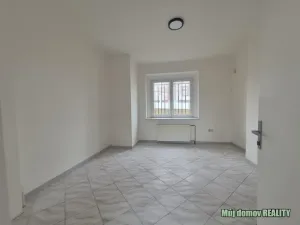 Pronájem obchodního prostoru, Praha - Uhříněves, Přátelství, 626 m2
