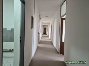 Pronájem obchodního prostoru, Praha - Uhříněves, Přátelství, 626 m2