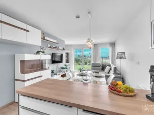 Pronájem bytu 3+kk, Lochenice, 103 m2