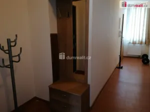 Pronájem bytu 2+kk, Praha - Kobylisy, Zenklova, 43 m2