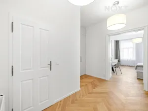 Pronájem bytu 2+kk, Praha - Vinohrady, Velehradská, 44 m2