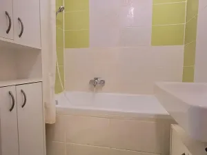Prodej bytu 3+1, Brno, Nezvalova, 72 m2