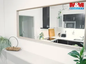 Pronájem bytu 1+1, Praha - Smíchov, Na Celné, 35 m2