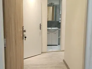Pronájem bytu 2+kk, Praha - Modřany, U Modřanské školy, 51 m2