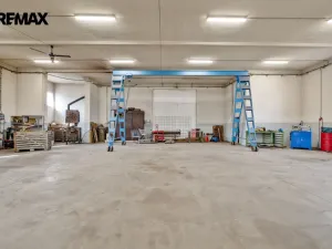 Prodej skladu, Buřenice, 2100 m2