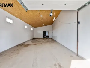 Prodej skladu, Buřenice, 2100 m2