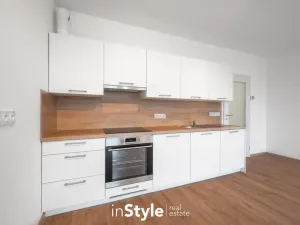 Pronájem bytu 1+kk, Uherské Hradiště, Zahrádky, 37 m2