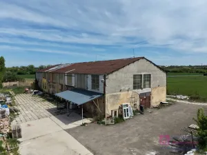 Prodej skladu, Valtice, Mikulovská, 600 m2