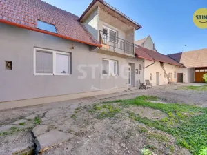Prodej rodinného domu, Louka, 220 m2