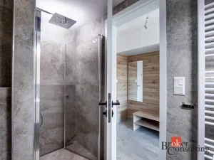 Pronájem bytu 1+kk, Plzeň - Východní Předměstí, Kartónová, 38 m2
