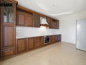 Prodej rodinného domu, Jesenice - Zdiměřice, Sýkorová, 363 m2