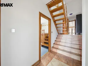 Prodej rodinného domu, Odrava, 410 m2