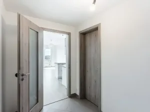 Pronájem bytu 2+kk, Praha - Kamýk, Zimova, 56 m2