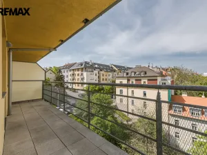 Pronájem bytu 1+kk, Praha - Břevnov, Zúžená, 37 m2