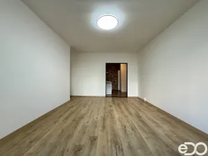 Pronájem bytu 3+kk, Praha, Metodějova, 63 m2