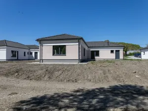 Prodej rodinného domu, Blšany u Loun, 132 m2