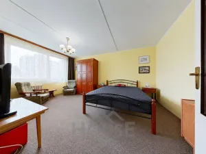 Prodej bytu 1+1, Praha - Háje, Matúškova, 30 m2
