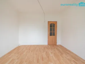 Prodej bytu 3+1, Vintířov, 69 m2
