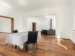 Prodej vily, Nová Role, 347 m2