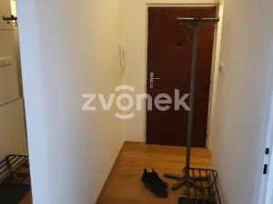 Pronájem bytu 2+1, Zlín, Dlouhá, 52 m2