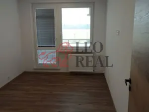 Prodej bytu 3+1, Hodonín, Jižní, 71 m2