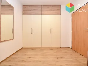 Prodej bytu 1+kk, Beroun - Beroun-Město, Nepilova, 48 m2