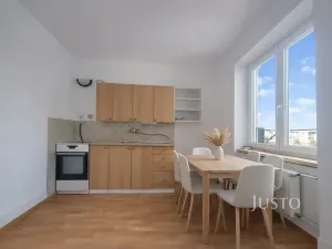 Prodej bytu 2+1, Písek, Šafaříkova, 52 m2