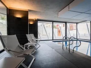 Pronájem bytu 5+kk, Praha - Smíchov, Holečkova, 322 m2