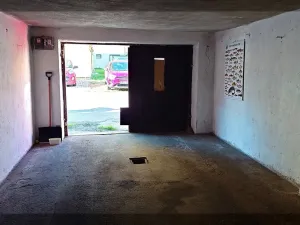 Pronájem garáže, České Budějovice, Klavíkova, 26 m2