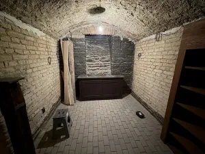 Pronájem obchodního prostoru, Praha - Nové Město, Rumunská, 200 m2