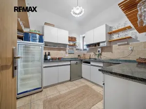 Prodej komerční nemovitosti, Velké Bílovice, Habánská, 505 m2