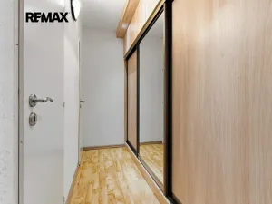 Prodej bytu 3+kk, Praha - Prosek, Vysočanská, 73 m2