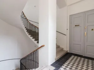Pronájem bytu 2+1, Praha - Karlín, 75 m2