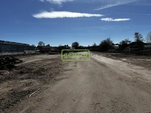 Pronájem komerčního pozemku, Tetčice, 2000 m2