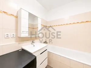 Prodej bytu 2+kk, Praha - Čakovice, Marty Krásové, 56 m2