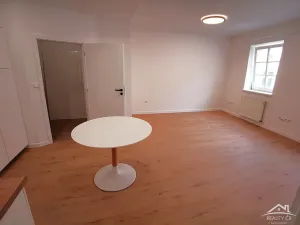 Pronájem bytu 3+kk, Jihlava, Čajkovského, 66 m2