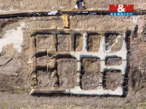 Prodej bytu 3+kk, Ostrov, Hlavní třída, 81 m2