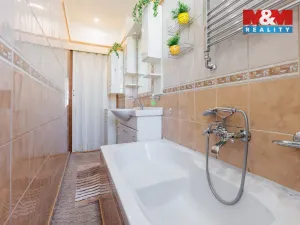 Prodej bytu 3+1, Karlovy Vary, Moskevská, 72 m2