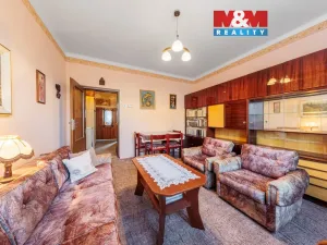 Prodej bytu 2+1, Karlovy Vary - Stará Role, Závodu míru, 59 m2