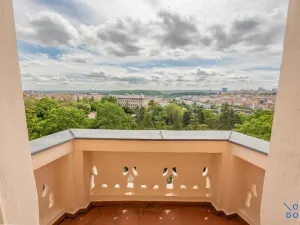 Pronájem bytu 3+1, Praha - Vinohrady, U Havlíčkových sadů, 100 m2