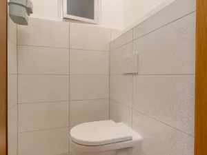 Pronájem bytu 3+1, Praha - Vinohrady, U Havlíčkových sadů, 100 m2