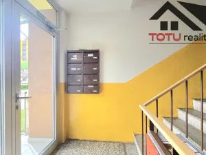 Prodej bytu 4+1, Jaroměř, Na Zavadilce, 66 m2