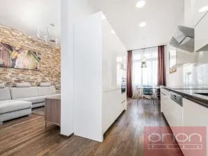 Prodej bytu 2+1, Praha - Staré Město, Křižovnická, 71 m2
