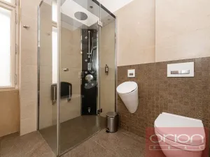Prodej bytu 2+1, Praha - Staré Město, Křižovnická, 71 m2
