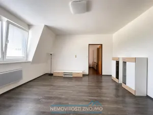 Pronájem bytu 3+1, Znojmo - Přímětice, Za Hřbitovem, 72 m2