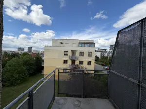 Pronájem bytu 1+kk, Praha - Malešice, Prorektorská, 32 m2